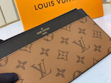 Load image into Gallery viewer, LB650 Slim Purse / 7.9 x 4.3 x 0.2 inches