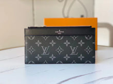 Load image into Gallery viewer, LB650 Slim Purse / 7.9 x 4.3 x 0.2 inches