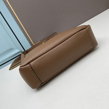 Load image into Gallery viewer, YSK202 le 5 à 7 soft small hobo bag in smooth leather / 10.2x10.2x3.1inch