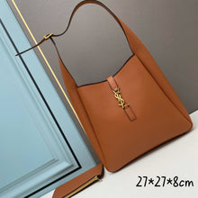 Load image into Gallery viewer, YSK202 le 5 à 7 soft small hobo bag in smooth leather / 10.2x10.2x3.1inch