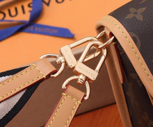 Load image into Gallery viewer, LB643 DIANE / HIGHEST QUALITY VERSION / 9.5x7.5x3.5inch