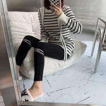 Load image into Gallery viewer, CLTH249 DR Leggings / SizeS/M/L