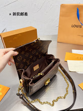 Load image into Gallery viewer, LB704 Pochette Métis East West / 8.5 x 5.3 x 2.4 inches