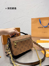 Load image into Gallery viewer, LB704 Pochette Métis East West / 8.5 x 5.3 x 2.4 inches