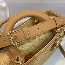 Load image into Gallery viewer, DR229 LADY DR Bag Natural Cannage Raffia / HIGHEST QUALITY VERSION