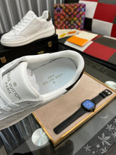 Load image into Gallery viewer, MSE068 LB Luxembourg Sneakers / size7-12