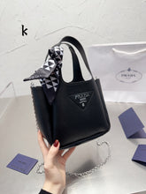 Load image into Gallery viewer, PD217 Leather Tote / 9x7.8x5.1inch