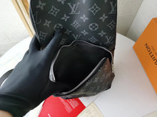 Load image into Gallery viewer, MBG029 Avenue Sling Bag / 7.9 x 12.2 x 3.9 inches