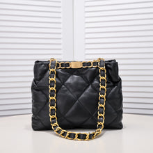 Load image into Gallery viewer, CC685 Small Shoulder Bag / 9.4x11.4x3.9inch