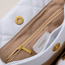 Load image into Gallery viewer, CC686 Small Shoulder Bag / 9.4x11.4x3.9inch