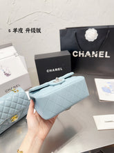 Load image into Gallery viewer, CC706 Mini Flap Bag / 5.3 × 6.6 × 3.1 in