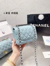 Load image into Gallery viewer, CC706 Mini Flap Bag / 5.3 × 6.6 × 3.1 in