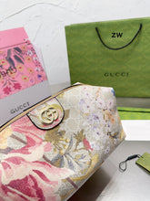 Load image into Gallery viewer, GC519 GG Toiletry Case / 10.2inch