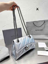 Load image into Gallery viewer, BCG038 Women's Crush Small Chain Bag Quilted / L9,8 x H5,9 x W3,1 inch