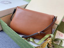 Load image into Gallery viewer, GC490 Blondie Shoulder Bag / 11"W x 6.3"H x 1.6"D