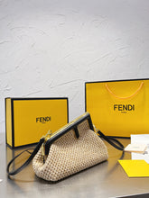 Load image into Gallery viewer, FF135 First Small Beige Raffia Macrame Bag / 10.2x3.7x7.1inch