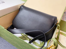 Load image into Gallery viewer, GC492 Blondie Shoulder Bag / 11"W x 6.3"H x 1.6"D