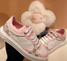 Load image into Gallery viewer, SE868 LB Time Out Sneaker / Size4-11