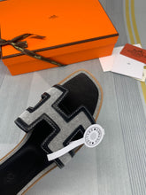 Load image into Gallery viewer, SE836 H Slippers / Size4-11