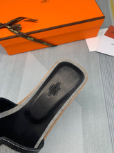 Load image into Gallery viewer, SE836 H Slippers / Size4-11