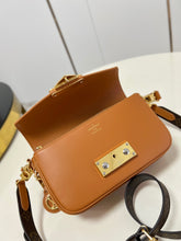 Load image into Gallery viewer, LB675 Swing Handbag / HIGHEST QUALITY VERSION / 9.4 x 5.9 x 2.4 inches