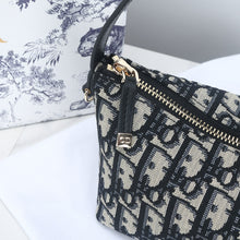 Load image into Gallery viewer, DR241 DrTravel Nomad Pouch / SizeS/M