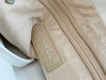 Load image into Gallery viewer, CC601 CC 22 Handbag NEW / HIGHEST QUALITY VERSION / Small/Medium/Large