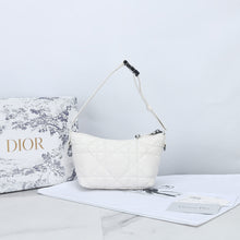 Load image into Gallery viewer, DR242 DrTravel Nomad Pouch / SizeS/M