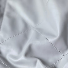 Load image into Gallery viewer, CC615 CC 22 Handbag NEW / HIGHEST QUALITY VERSION / Small/Medium/Large