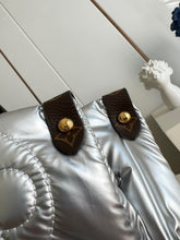 Load image into Gallery viewer, LB708 OnTheGo GM / HIGHEST QUALITY VERSION / 16.1 x 13.4 x 7.5 inches