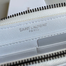 Load image into Gallery viewer, YSK180 Wallet in Grain De Poudre Embossed Leather
