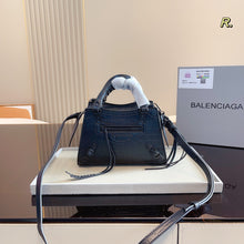 Load image into Gallery viewer, BCG042 Women's Neo Classic Mini Handbag in Black / L8,6 x H5,5 x W4,3 inch