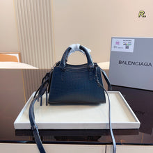 Load image into Gallery viewer, BCG042 Women's Neo Classic Mini Handbag in Black / L8,6 x H5,5 x W4,3 inch