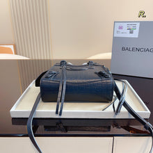 Load image into Gallery viewer, BCG042 Women's Neo Classic Mini Handbag in Black / L8,6 x H5,5 x W4,3 inch