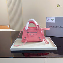 Load image into Gallery viewer, BCG042 Women's Neo Classic Mini Handbag in Black / L8,6 x H5,5 x W4,3 inch