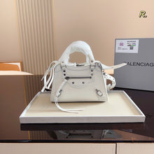 Load image into Gallery viewer, BCG042 Women's Neo Classic Mini Handbag in Black / L8,6 x H5,5 x W4,3 inch