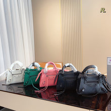 Load image into Gallery viewer, BCG042 Women's Neo Classic Mini Handbag in Black / L8,6 x H5,5 x W4,3 inch