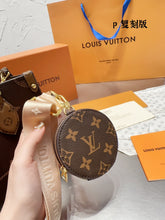 Load image into Gallery viewer, LB772 OnTheGo PM / 9.8 x 7.5 x 4.5 inches