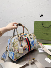 Load image into Gallery viewer, GC495 Ophidia GG Flora Medium Bag / 12.7" x 7.8"H x 6.2"D