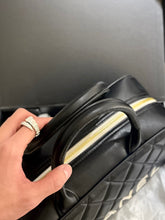 Load image into Gallery viewer, CC636 Vintage Handbag / 10.6x7.9inch