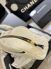 Load image into Gallery viewer, CC636 Vintage Handbag / 10.6x7.9inch