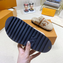 Load image into Gallery viewer, SE937 Winterbreak Flat Comfort Mule / Size5-11
