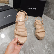 Load image into Gallery viewer, SE1022 CC Sandals / Size5-10