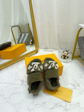 Load image into Gallery viewer, SE939 Paseo Flat Comfort Sandal / Size5-11