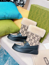 Load image into Gallery viewer, SE944 Women's GG Shearling Boot / Size5-10