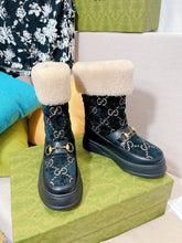 Load image into Gallery viewer, SE944 Women's GG Shearling Boot / Size5-10
