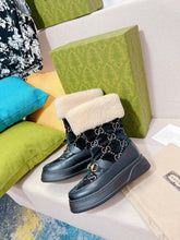 Load image into Gallery viewer, SE944 Women's GG Shearling Boot / Size5-10