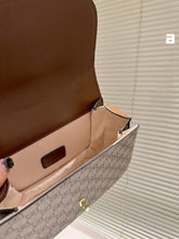 Load image into Gallery viewer, GC497 Gucci Blondie top-handle Bag / 9"W x 6"H x 4.3"D