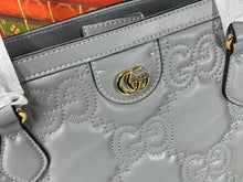 Load image into Gallery viewer, GC459 GG Matelassé Medium Tote / 15"W x 11"H x 5.5"D