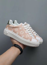 Load image into Gallery viewer, SE915 LB Time Out Sneaker / Size4-11